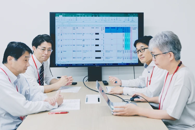大塚さん、梅田さん、清重さん、田中さん